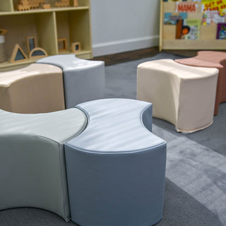 Bowtie Seating – Set of 6