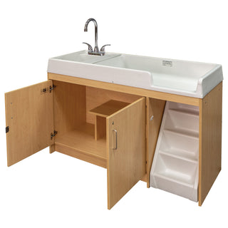 Toddler Changing Table With Sink and Stairs