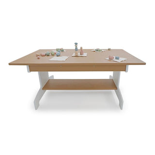 WB2724 outdoorED™ Table_silhouette with props