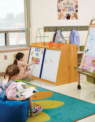 Write and Store Shelf with 2 boards and vibrant tubs